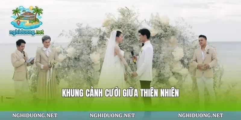 Khung cảnh cưới giữa thiên nhiên
